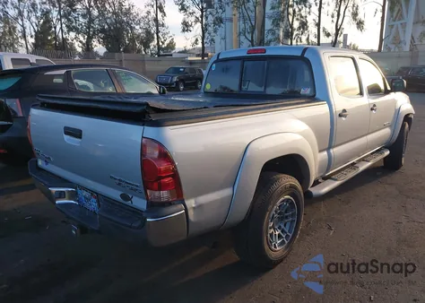 2005 Toyota Tacoma Prerunner V6 from USA, damaged, VIN 3TMKU72N85M002632